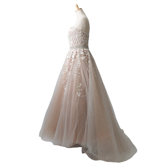 SHERRI HILL Tulle Strapless Appliqué Gown - Picture 2 of 8